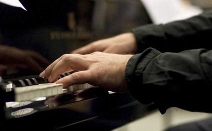 Piano lessons.com