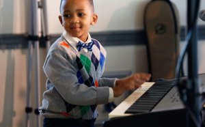 Piano lessons Toddler